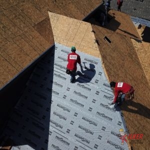 roofers-laying-down-underlayment-kilker-roofing-300x300